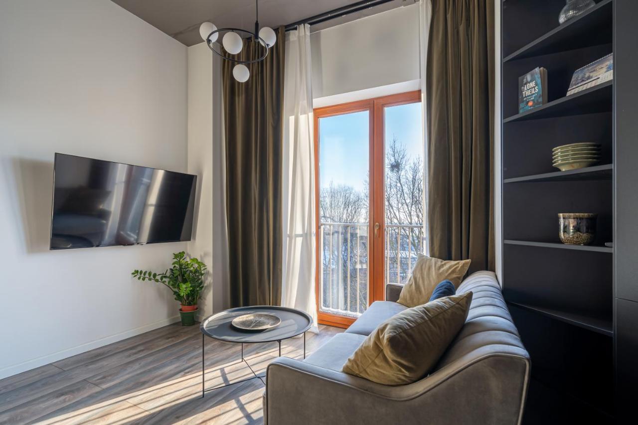 Cosy Studio Apartment In Ridzenes Residence Riga Exterior photo
