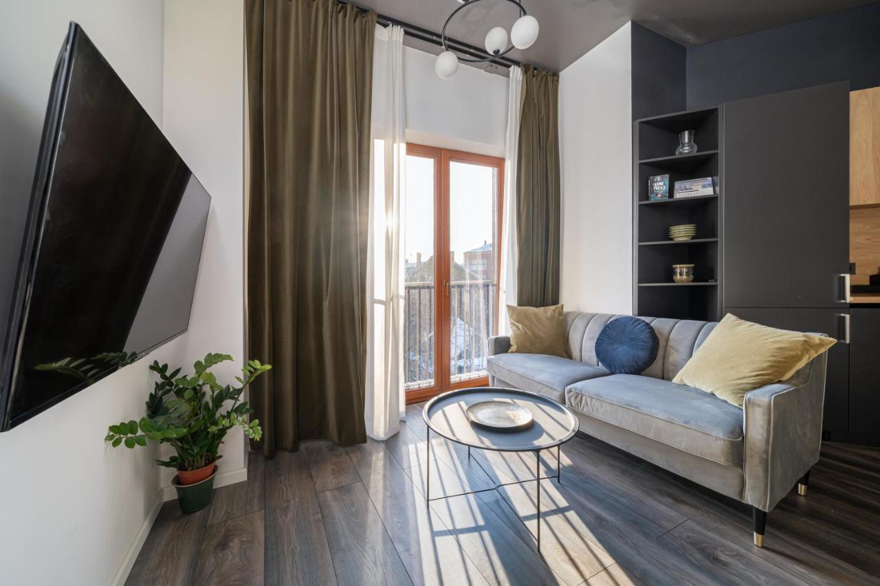 Cosy Studio Apartment In Ridzenes Residence Riga Exterior photo