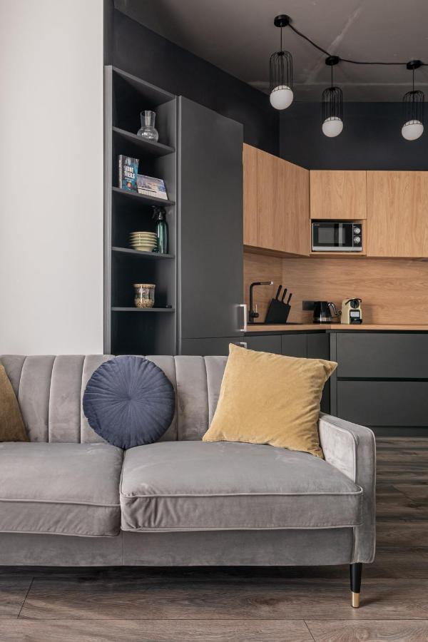 Cosy Studio Apartment In Ridzenes Residence Riga Exterior photo