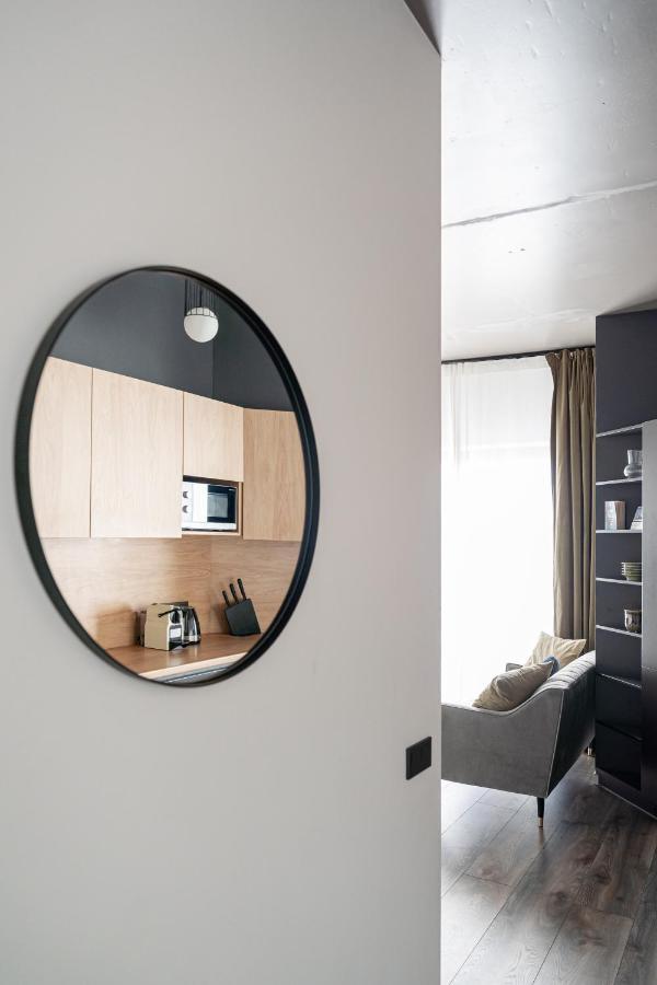Cosy Studio Apartment In Ridzenes Residence Riga Exterior photo